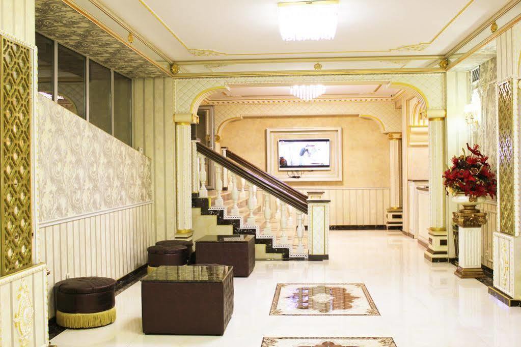 Elegant Boutique Rustaveli Hotel Tbilisi Buitenkant foto