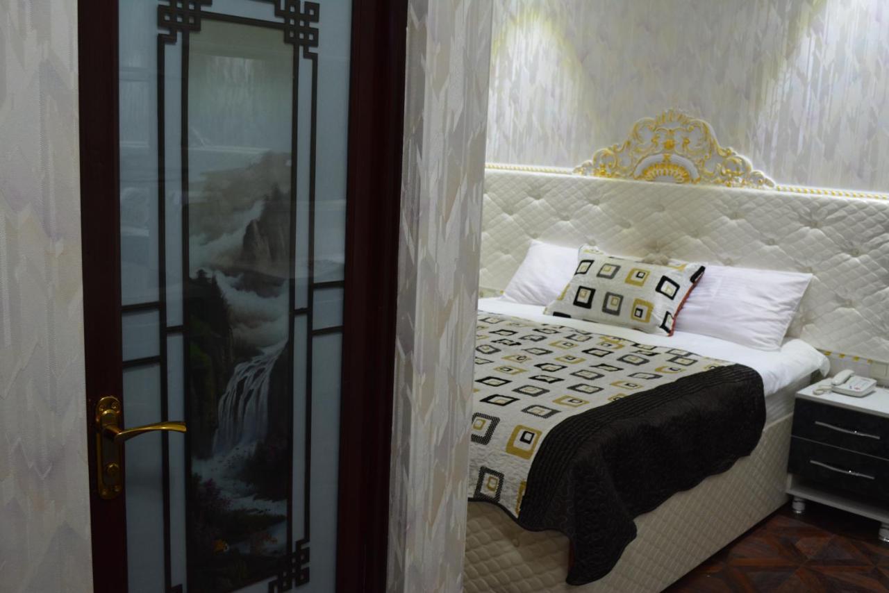 Elegant Boutique Rustaveli Hotel Tbilisi Buitenkant foto