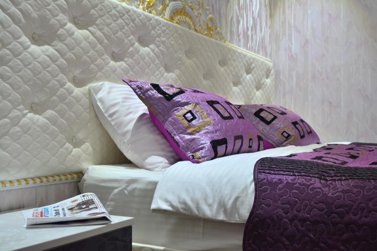 Elegant Boutique Rustaveli Hotel Tbilisi Buitenkant foto
